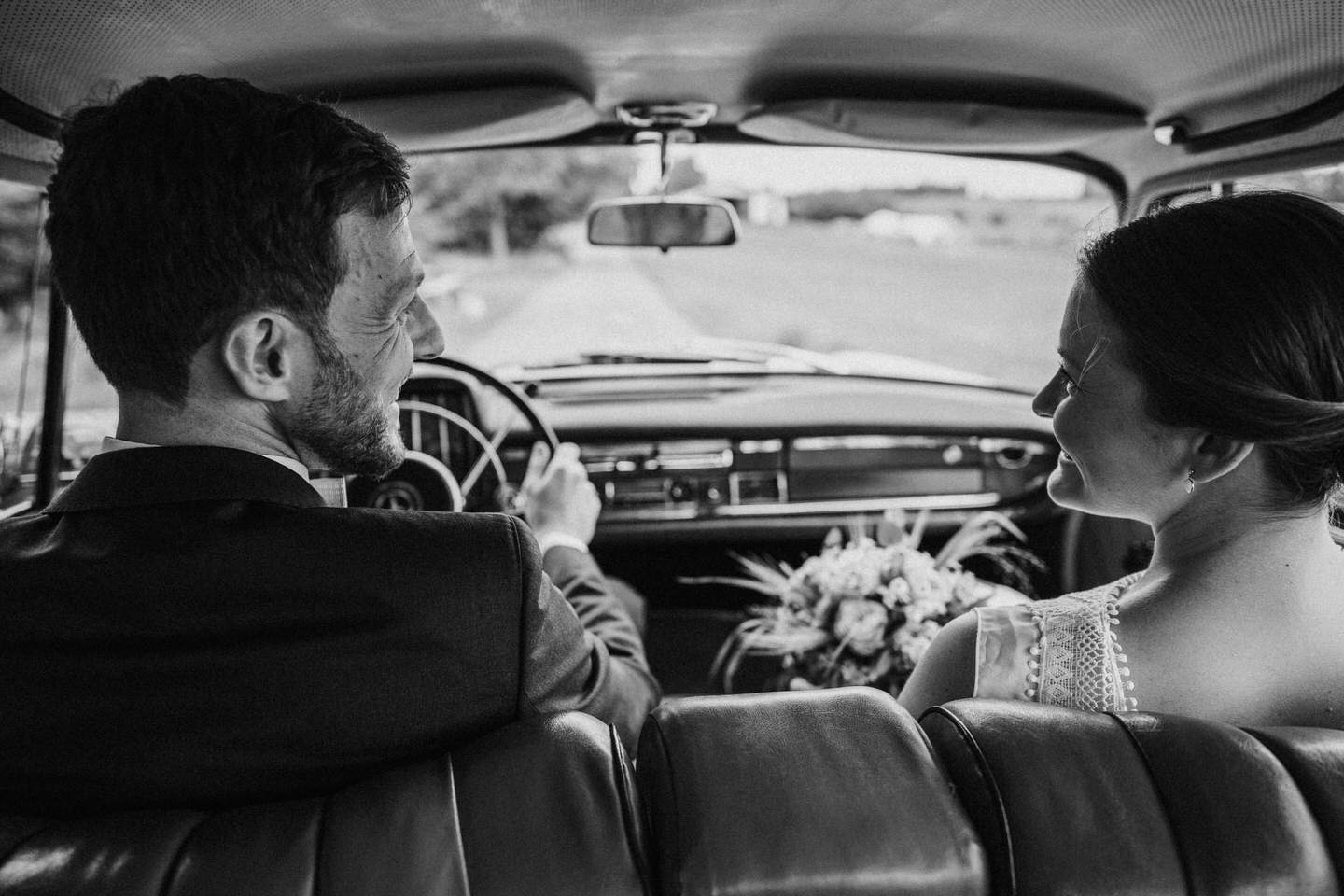 Take wedding pictures in car